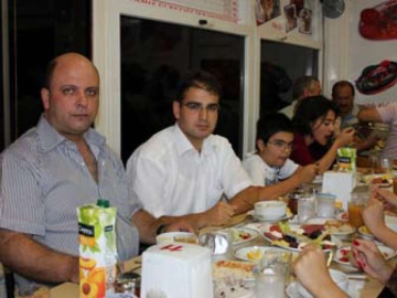 Şehit ve gazi aileleri iftar yemeğinde buluştu