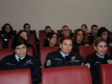 Emniyet Mensuplarına "İntihar" Semineri