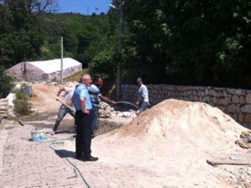 Kadıköy'de Yol Çalışmaları Sürüyor