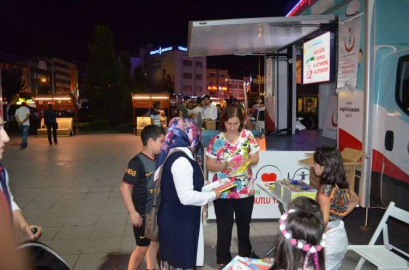 Gezici Sağlık Aracı Altınova'daydı