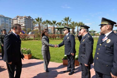 Vali Yılmaz Polislerle Kahvaltı Yaptı