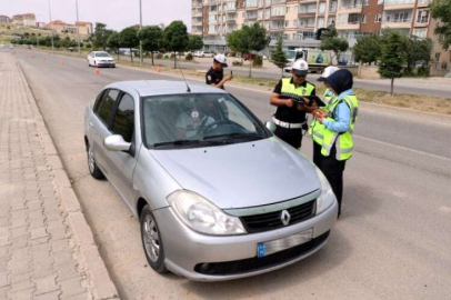 Artık Resmi Araçlar da Denetlenecek