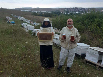 Arıcıların Yüzü Güldü