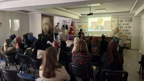 Ak Parti Yalova’da Sandık Görevlilerine Eğitim Verdi