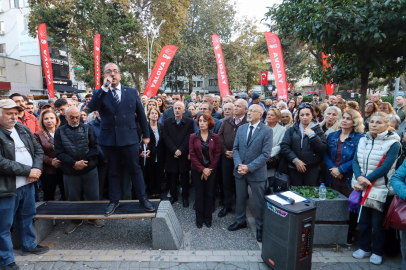 CHP’liler Tutuklama Kararına Tepki Gösterdiler